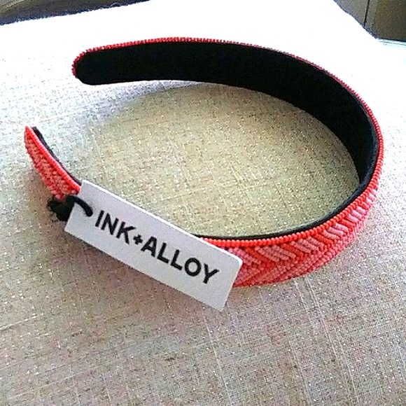 INK-ALLOY Accessories - CHIC PINK AND CORAL BEADED HEADBAND, OS ,NEVER WORN, HANDMADE IN INDIA